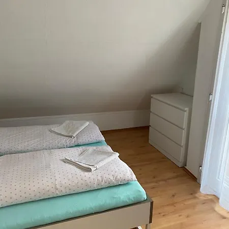 Pesti Apartmanhaz *