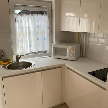 Pesti Apartmanhaz アパート