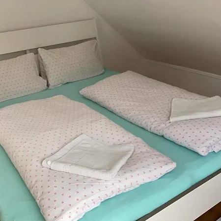 Pesti Apartmanhaz *