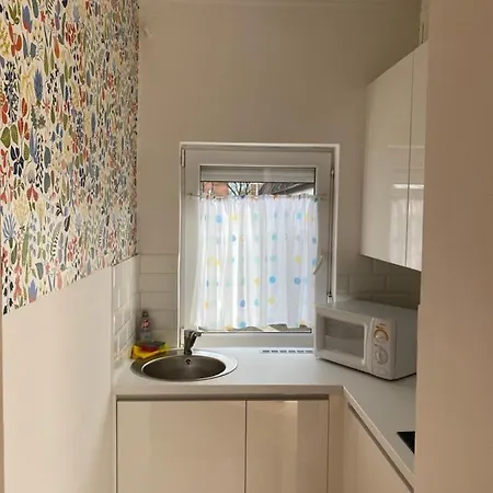 Pesti Apartmanhaz