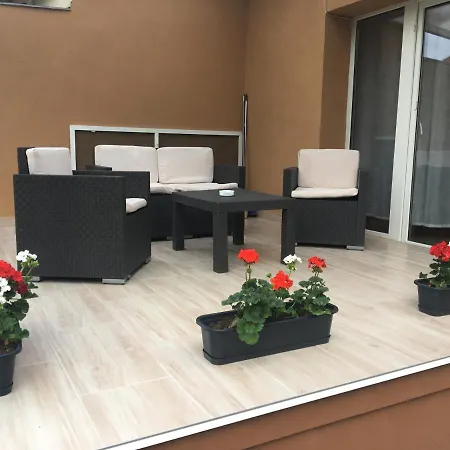 Apartment Pesti Apartmanhaz *